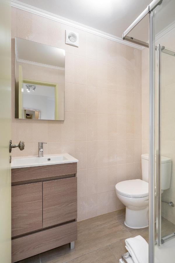 Acqua Vista Family Apartment - 200M From Beach Porches  Exterior foto