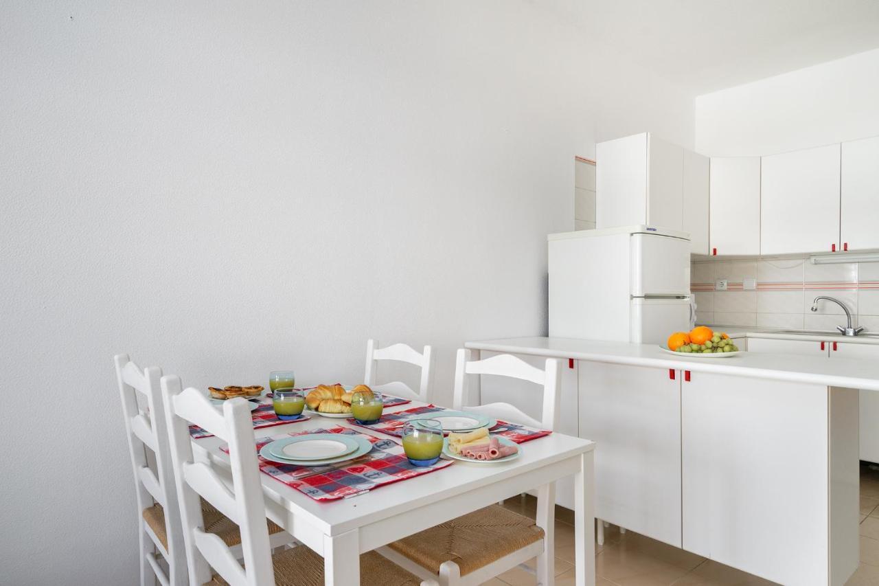 Acqua Vista Family Apartment - 200M From Beach Porches  Exterior foto