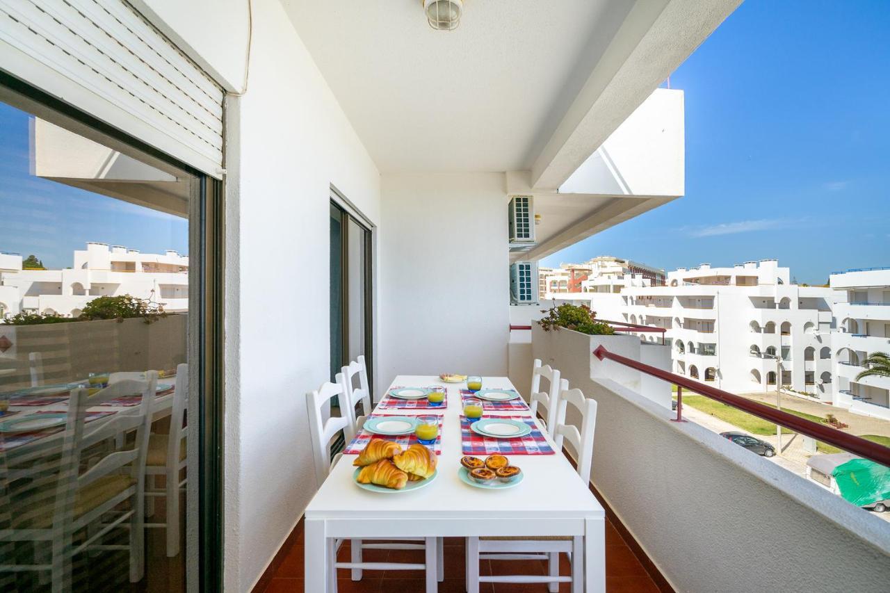 Acqua Vista Family Apartment - 200M From Beach Porches  Exterior foto